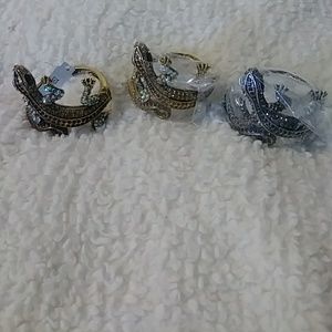 Lizard Rhinestone Hinged Bangle Bracelet